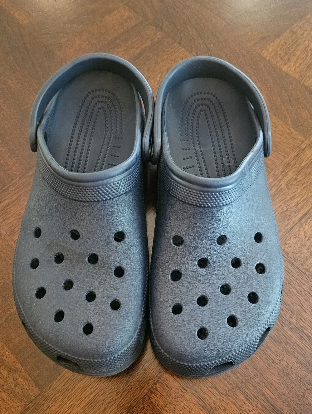 Crocs Men’s Classic Clogs Navy Blue Size 11